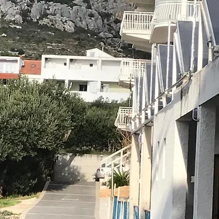 Apartment Studio Apartman Marela