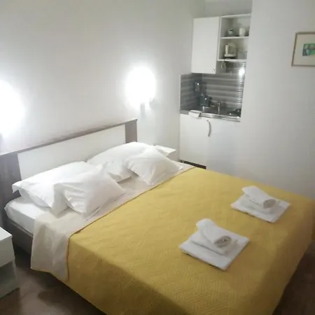 Studio Apartman Marela Apartment